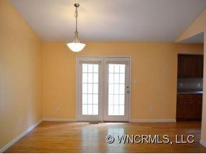 175 MADISON LYNN DR. - Photo 4