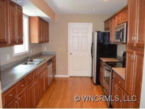 175 MADISON LYNN DR. - Photo 5