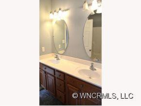 175 MADISON LYNN DR. - Photo 7
