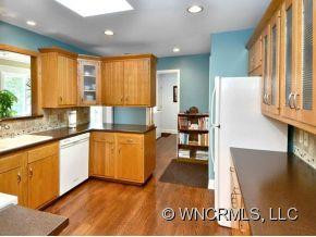 152 BEECHWOOD CIRCLE - Photo 11