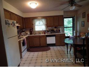 105 Taylor - Photo 4