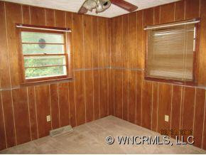 989 Lytle Road - Photo 8