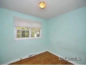 33 HILLENDALE ROAD - Photo 5