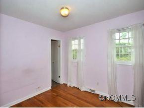 33 HILLENDALE ROAD - Photo 6