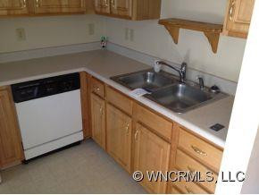 708 Carlyle Way - Photo 5
