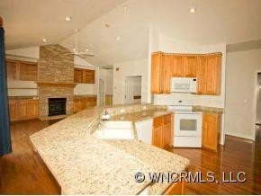 16 DEVONSHIRE DRIVE - Photo 6