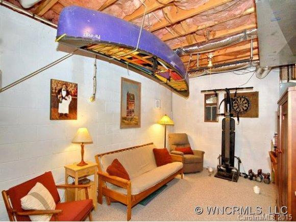 53 WHITE THORN DR - Photo 14