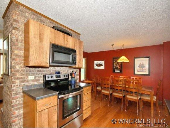 53 WHITE THORN DR - Photo 5
