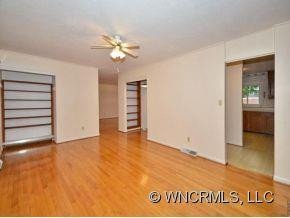 3115 CHARLYNE DRIVE - Photo 5
