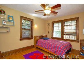 129 Linden Avenue - Photo 11