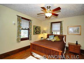 129 Linden Avenue - Photo 9