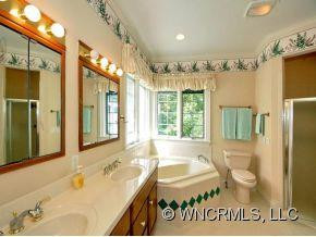 11 Tiverton Lane - Photo 14