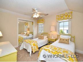 11 Tiverton Lane - Photo 18