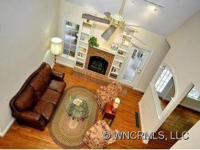 11 Tiverton Lane - Photo 3