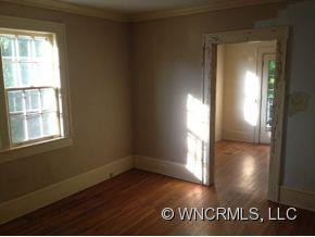104 W Lake Avenue - Photo 7
