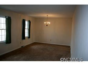 928 HUDLOW ROAD - Photo 4