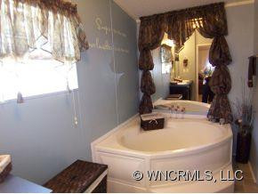 142 Largo Lane - Photo 12