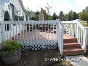 142 Largo Lane - Photo 17