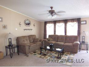 142 Largo Lane - Photo 3
