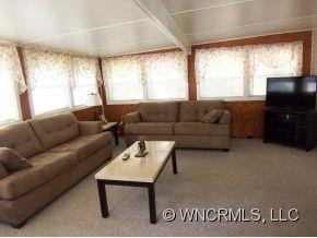 142 Largo Lane - Photo 9