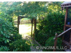 42 Lilac Street - Photo 2