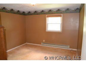 119 Riverside Drive - Photo 13