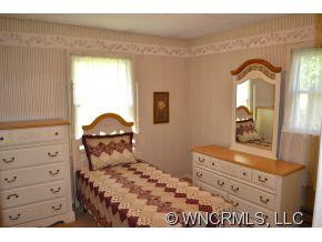 119 Riverside Drive - Photo 16