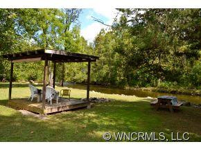 119 Riverside Drive - Photo 20