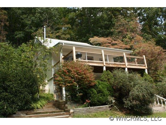 4150 Howard Gap Rd