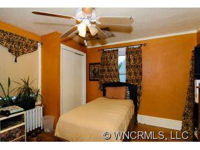 122 Pennsylvania Avenue - Photo 21
