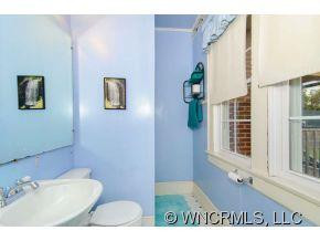 122 Pennsylvania Avenue - Photo 24
