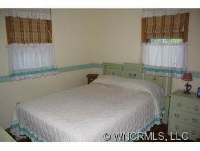 121 Fox Run - Photo 4