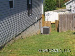 172 LAKESIDE DRIVE - Photo 13
