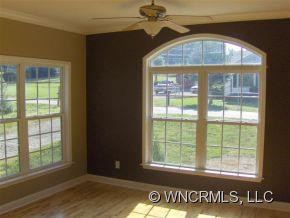172 LAKESIDE DRIVE - Photo 3