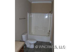 172 LAKESIDE DRIVE - Photo 7