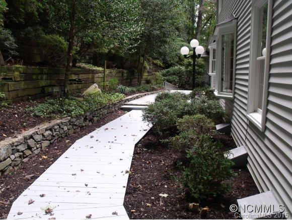 212 Estate Drive - Photo 20