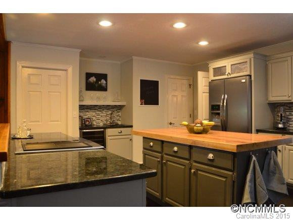 212 Estate Drive - Photo 6