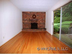 807 BARBARA BLVD. - Photo 5