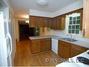 807 BARBARA BLVD. - Photo 7