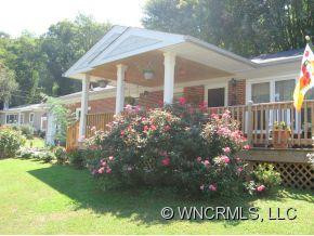 157 MEADOW STREET - Photo 2