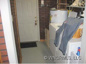 157 MEADOW STREET - Photo 11