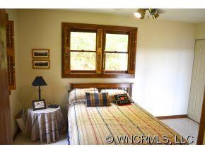 121 Windswept Way - Photo 10