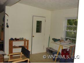 27 Benfield - Photo 21