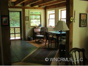 27 Benfield - Photo 7