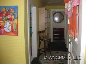 402 Montreat Road - Photo 11