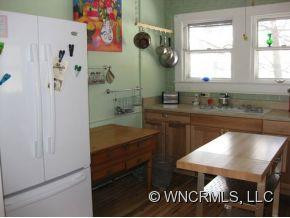 402 Montreat Road - Photo 17