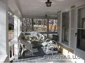 402 Montreat Road - Photo 3