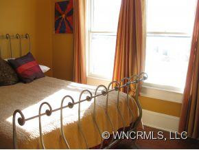 402 Montreat Road - Photo 5
