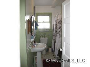 402 Montreat Road - Photo 6