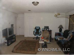 144 Hanover Street - Photo 3
